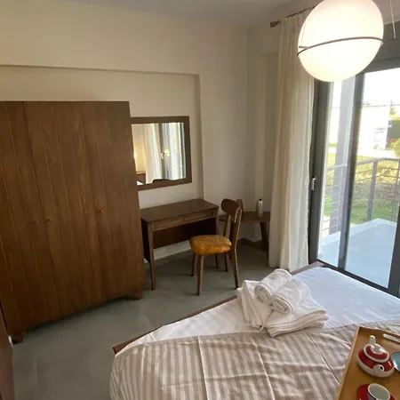Sangerasimo Villas1 * Melíssion