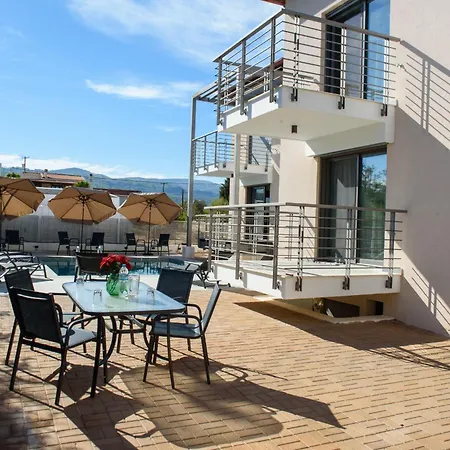 Sangerasimo Villas1 * Melíssion